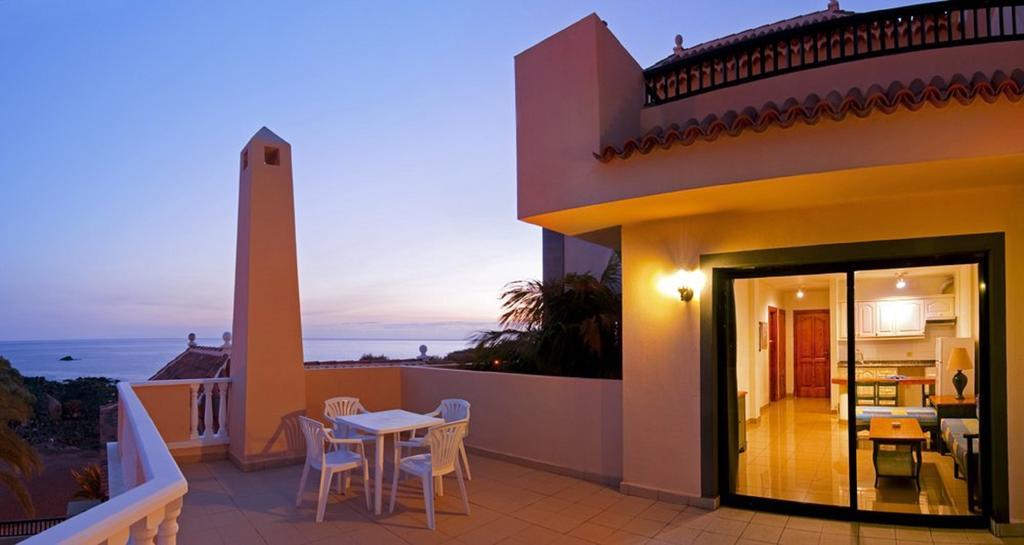 Apartamentos Baja Del Secreto Вале Гран Рей Екстериор снимка